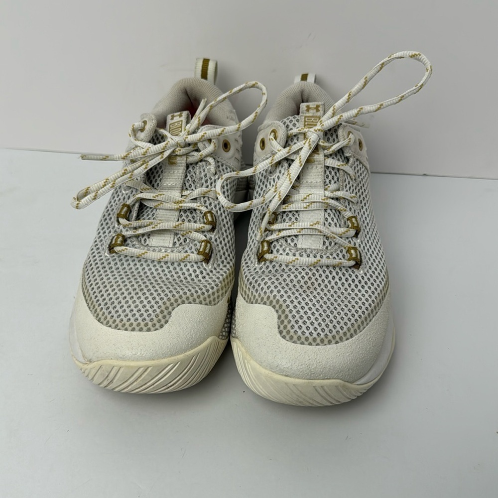 USED - Under Armour Women's HOVR Block City White - Size7
